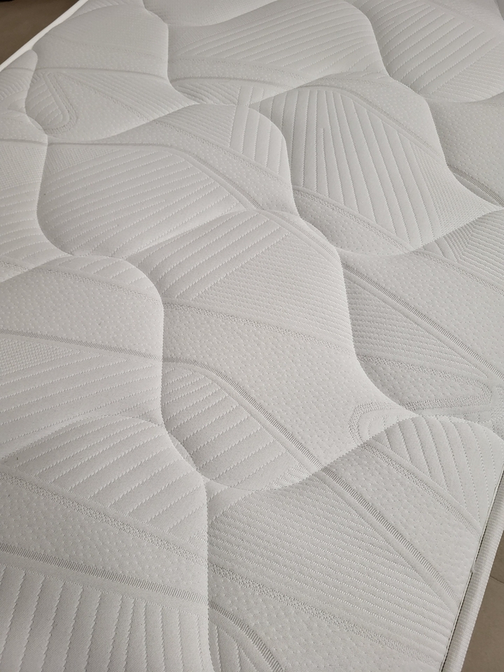 1000034235